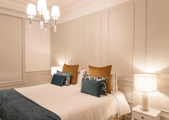 Deluxe Palace アパート