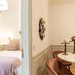 Deluxe Palace